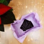 Riešinės su lelijomis